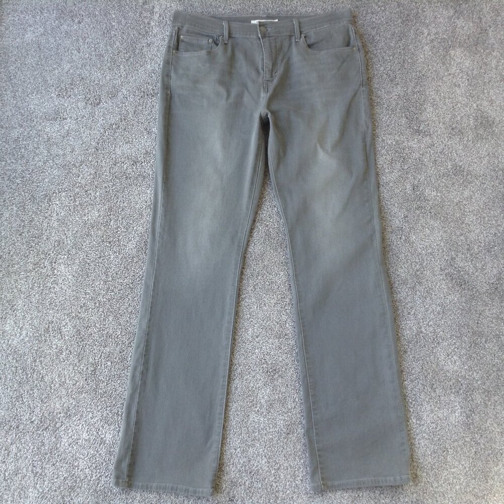 ⭐LEVI’S 505 REGULAR FIT STRAIGHT DENIM JEANS in Gray, size 31/32⭐